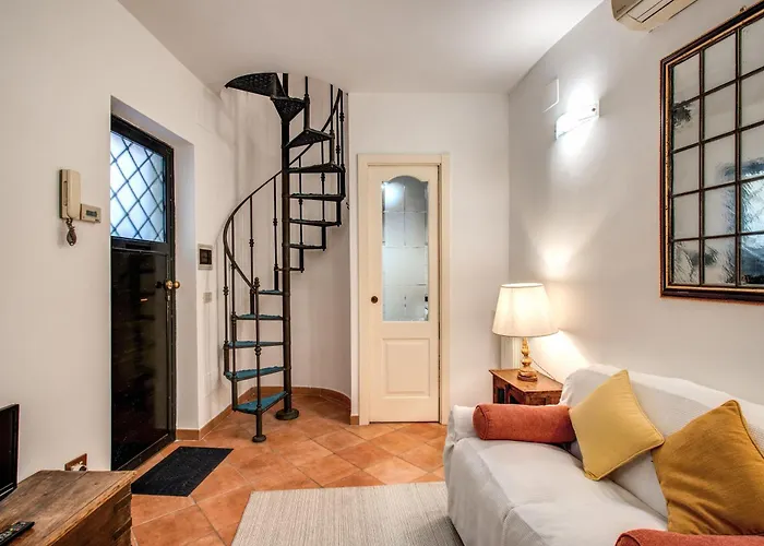 Charlotte Luxury Coronari Apartment Rom